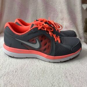 Nike Dual Fusion ST3 Mesh Low Top Womens Size 9
